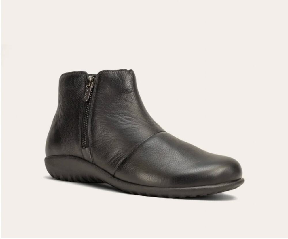 Naot Wanaka Black Leather Booties Wedge Comfort Boots size 37 / 6-6.5